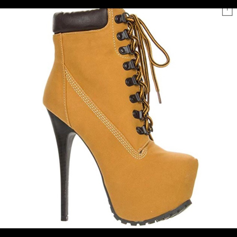 High heels shoes, size 8,5
